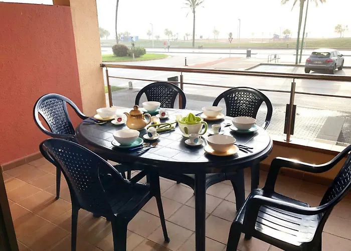 Blau Cel アパート エンプリアブラバ